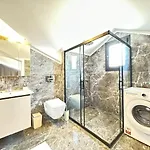 Apartament Yasam 1 *